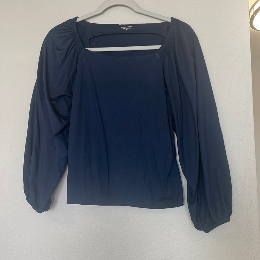 Banana Republic navy blue off the shoulder cotton top